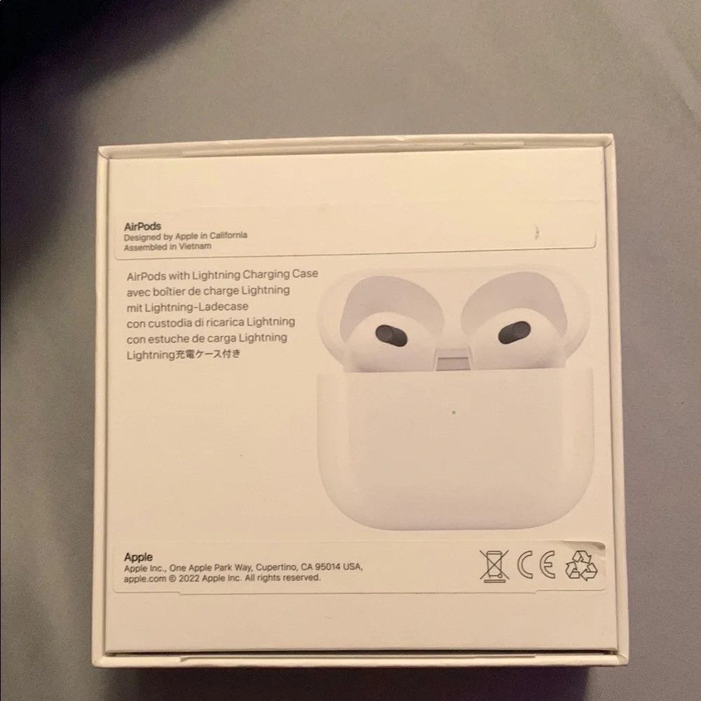 AirPods gen 3 barely worn